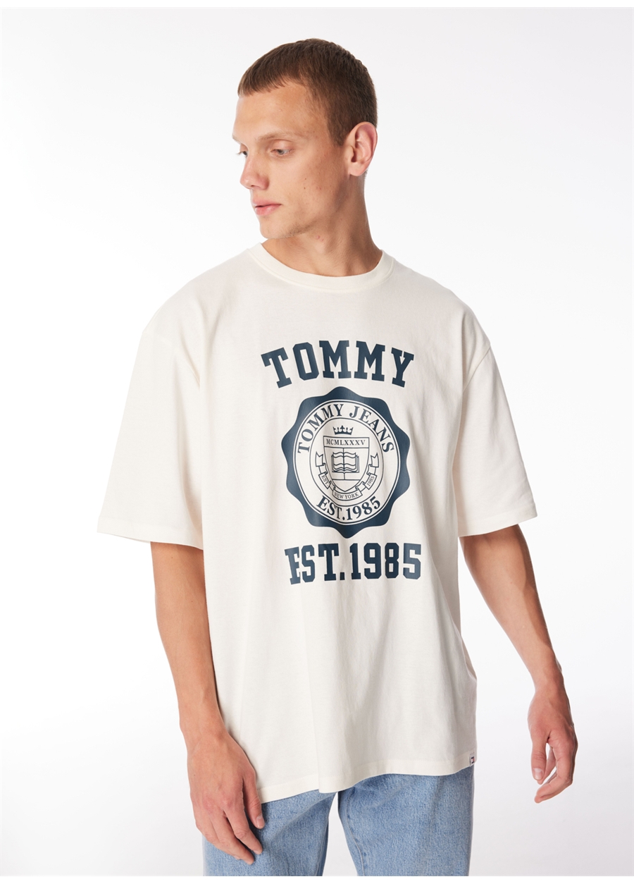 Tommy Jeans Baskılı Beyaz Erkek T-Shirt DM0DM18560YBH_2