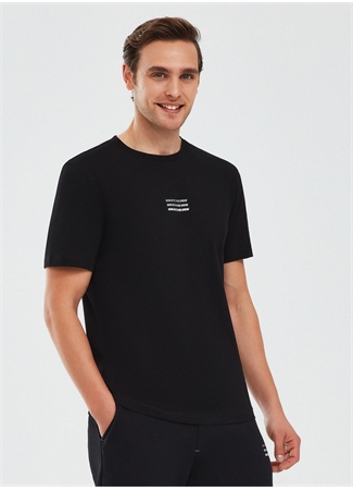 Skechers Siyah Erkek Bisiklet Yaka Regular Fit T-Shirt S241007-001 Essential_4