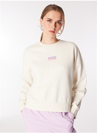 Skechers Beyaz Kadın Kapüşon Yaka Regular Fit Sweatshirt S232241-102 Essential W Crew Neck S_0