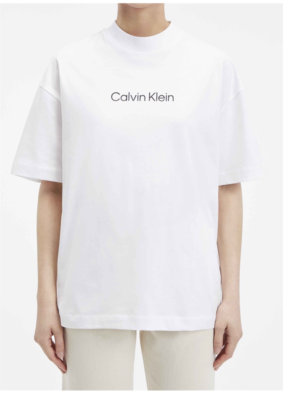 Calvin Klein Bisiklet Yaka Düz Beyaz Kadın T-Shirt HERO LOGO OVERSIZED T SHIRT