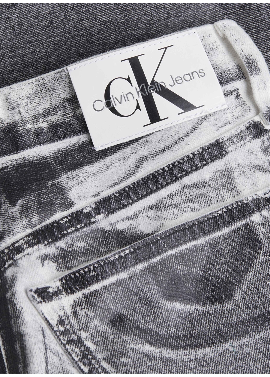 Calvin Klein Jeans Yüksek Bel Düz Paça Normal Gri Kadın Denim Pantolon J20J2224531A4_1