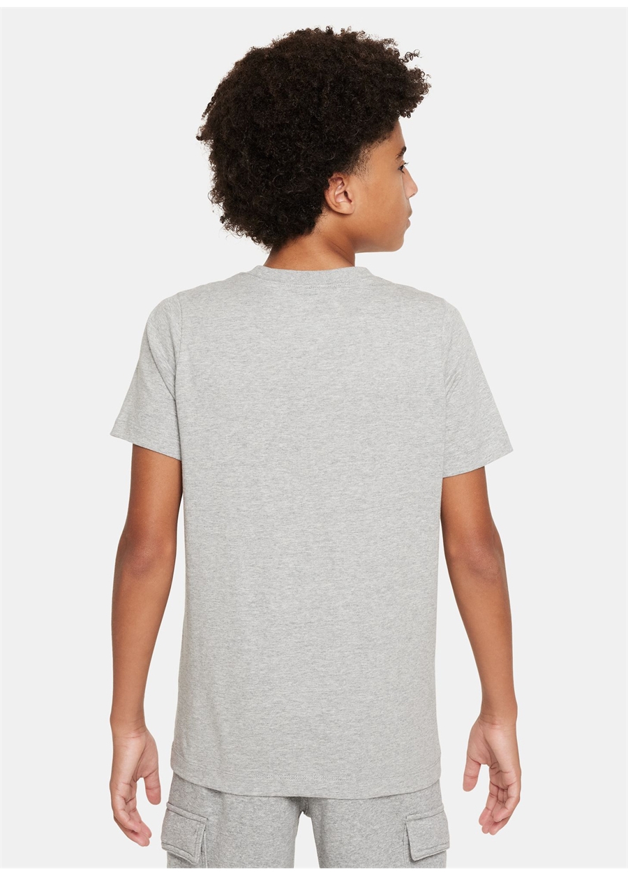 Nike Baskılı Gri Erkek T-Shirt FD3971-063-K NSW TEE FOOTBALL BALL_3